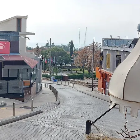 Piazza Napa أيا نابا